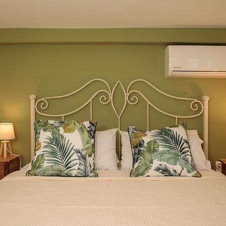 Green Loft Room In Naxos Chora Naxos City Buitenkant foto