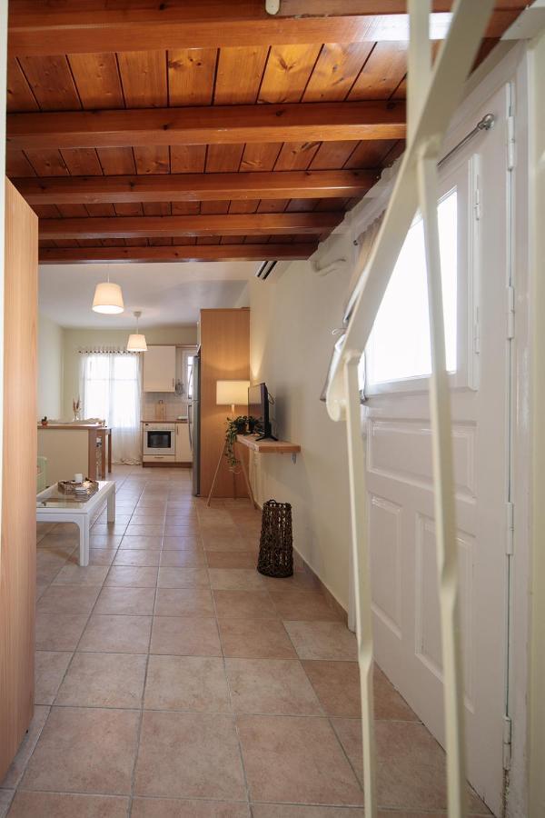 Green Loft Room In Naxos Chora Naxos City Buitenkant foto