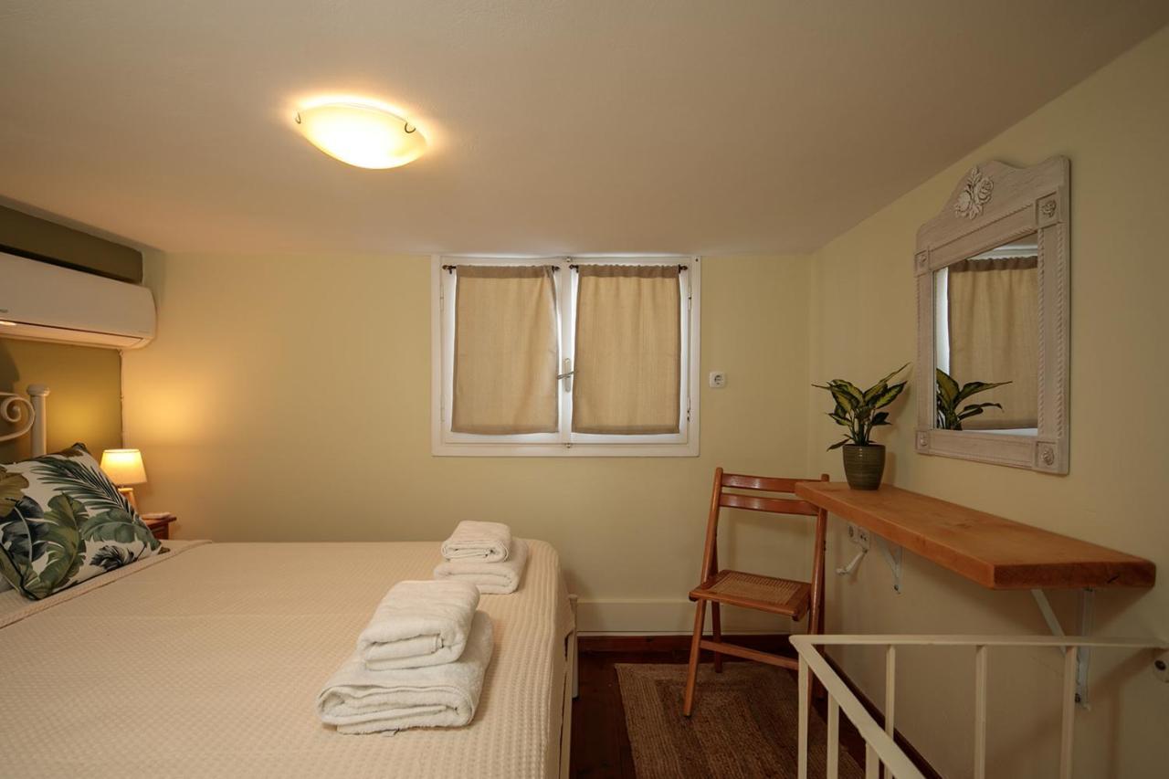 Green Loft Room In Naxos Chora Naxos City Buitenkant foto